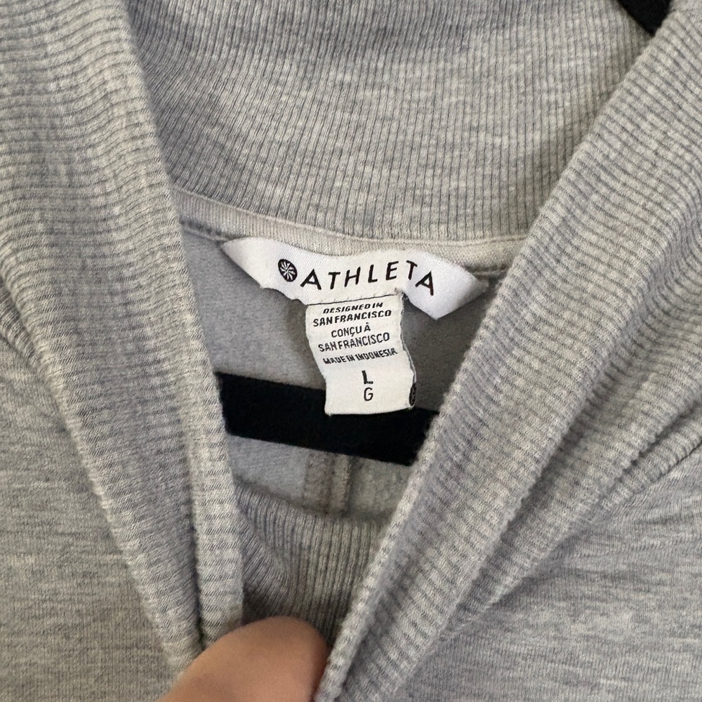 Athleta Light Gray Women's mock neck Sweater - Picture 4 of 7